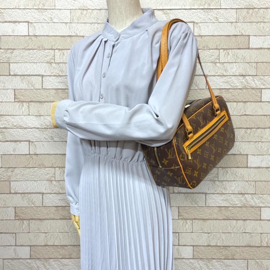 LOUIS VUITTON ルイヴィトン シテMM モノグラム ショルダーバッグ 