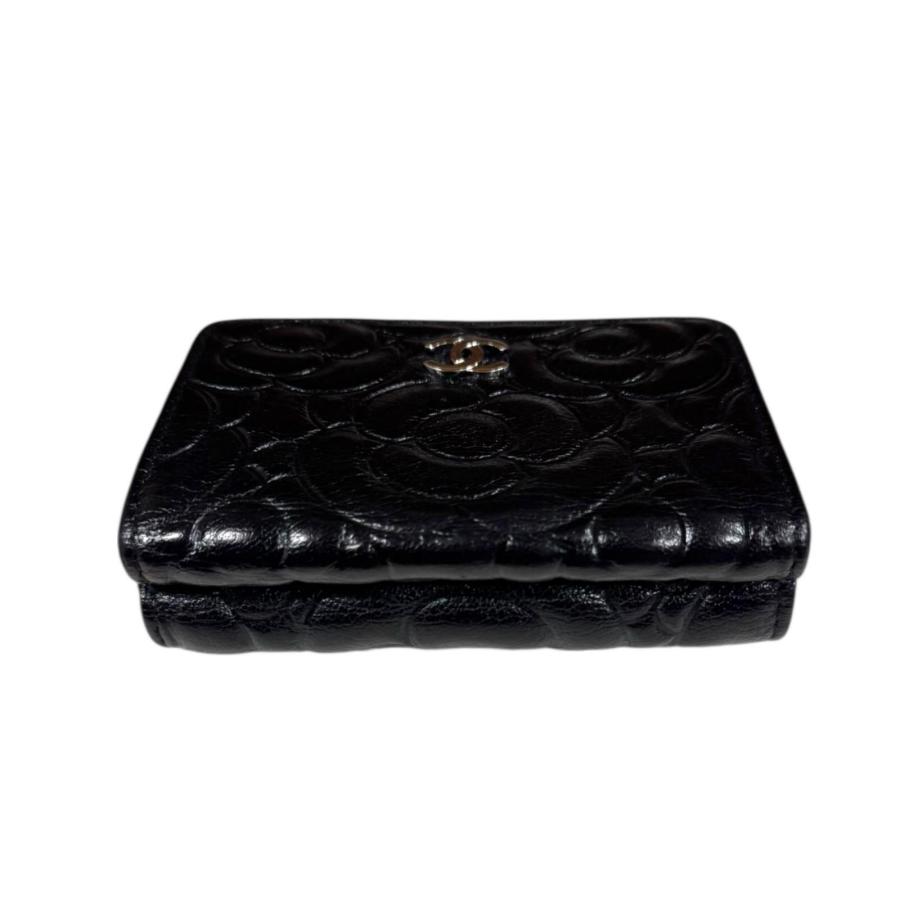 CHANEL（シャネル） スモールフラップウォレット カメリア 三つ折り 