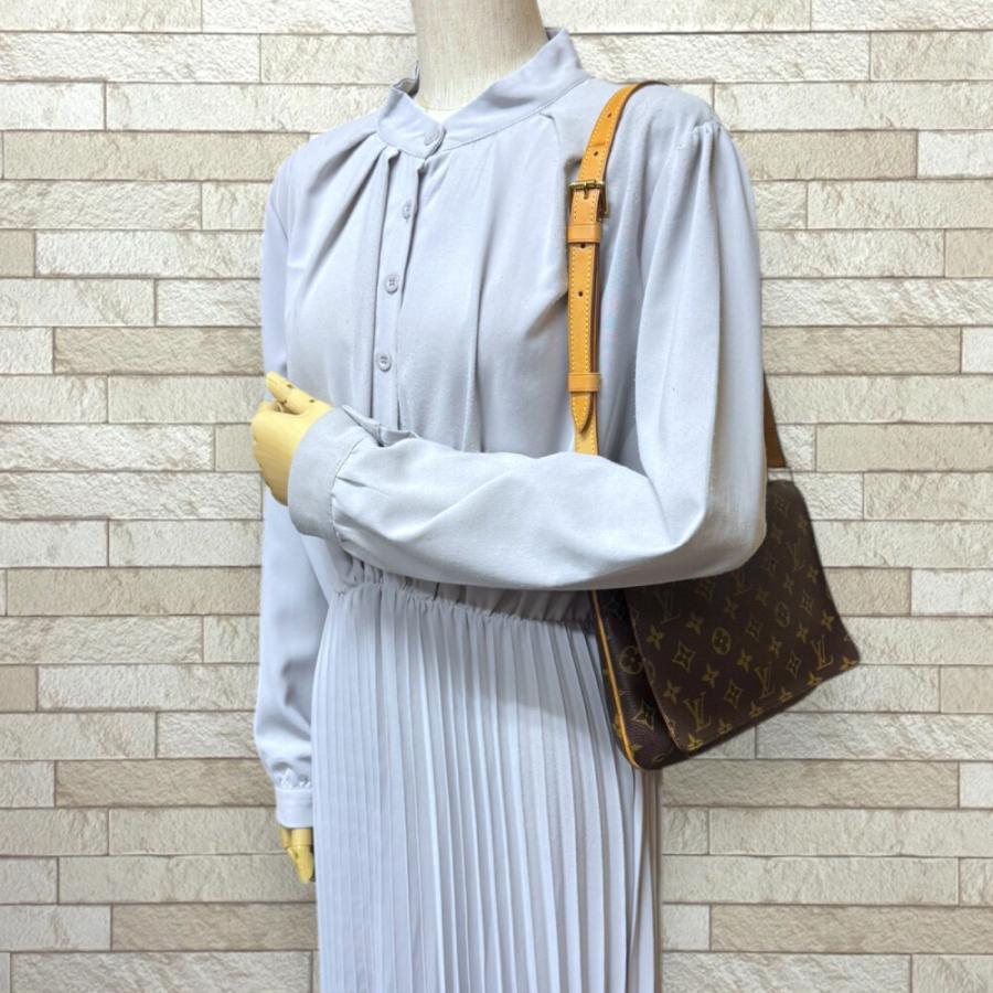 LOUIS VUITTON（ルイ・ヴィトン） ミュゼットタンゴ ショート 