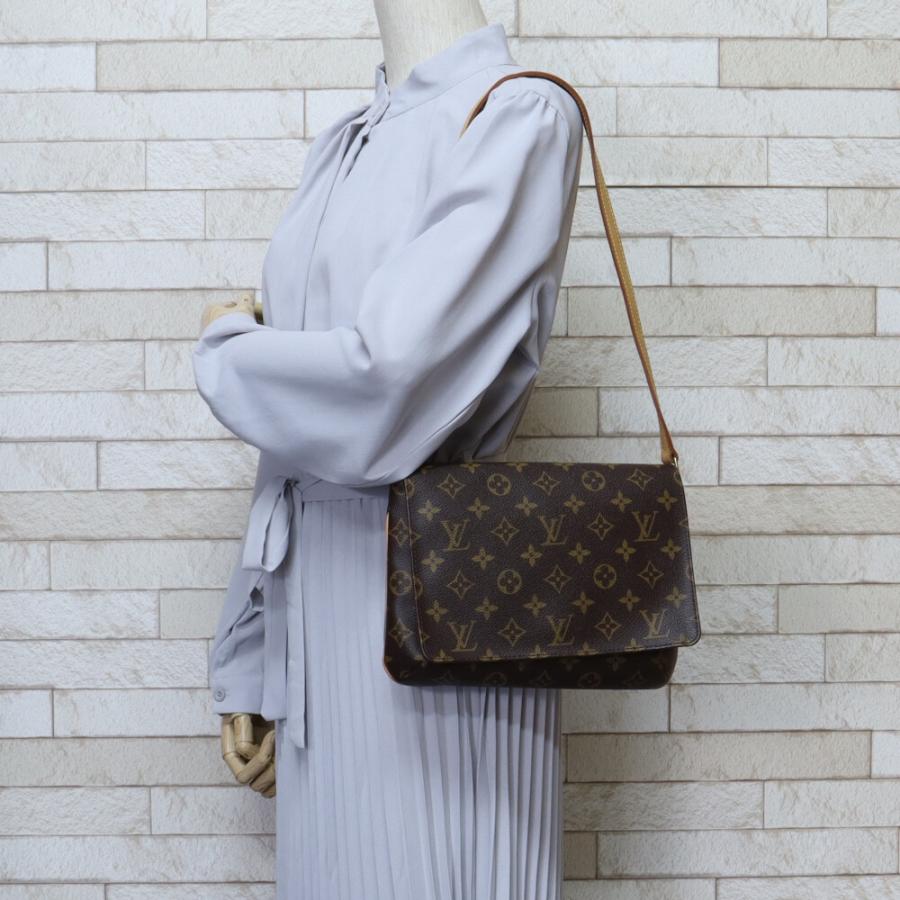 LOUIS VUITTON ルイヴィトン ミュゼットタンゴ モノグラム