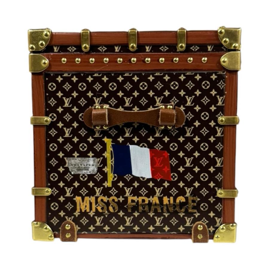 LOUIS VUITTON（ルイ・ヴィトン） ミス・フランス モノグラム トランク