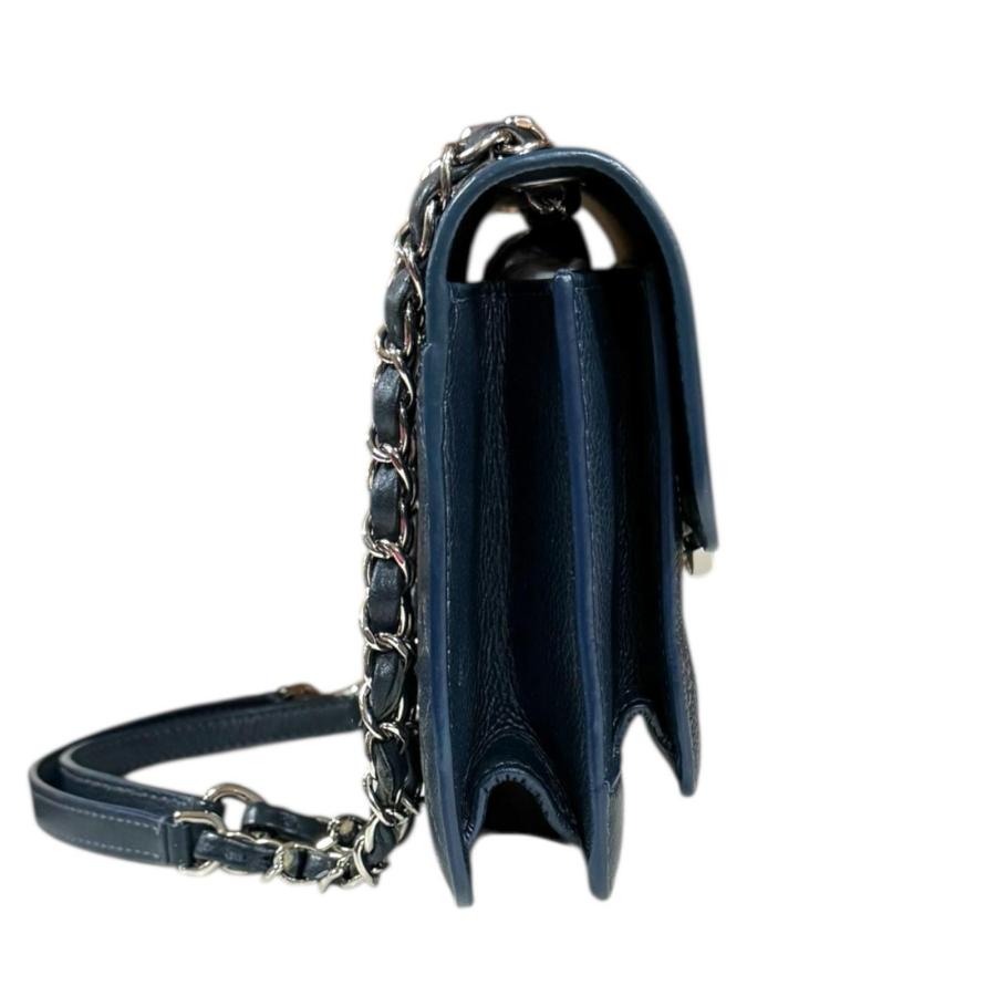 CHANEL（シャネル） ハーフココ ショルダーバッグ キャビアスキン