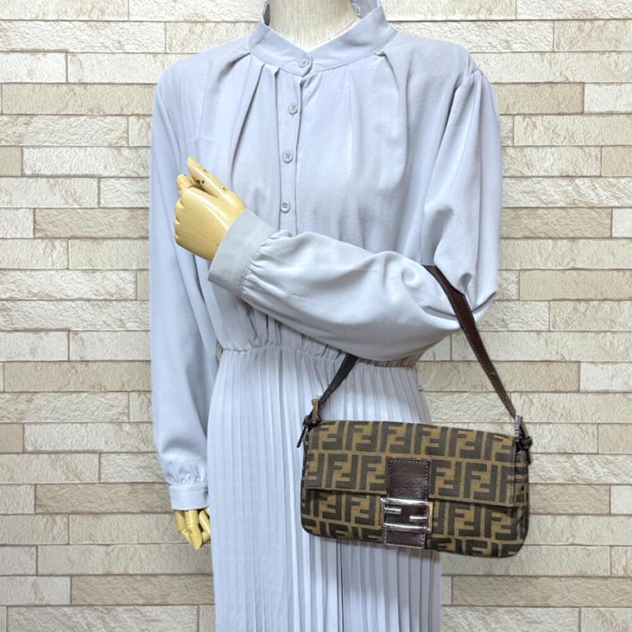 FENDI（フェンディ） マンマバケット ズッカ ハンドバッグ キャンバス