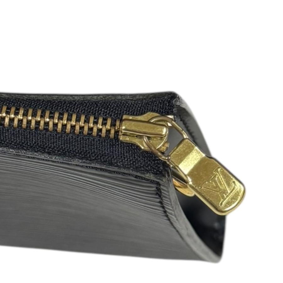 LOUIS VUITTON（ルイ・ヴィトン） ポシェットアクセソワール エピ