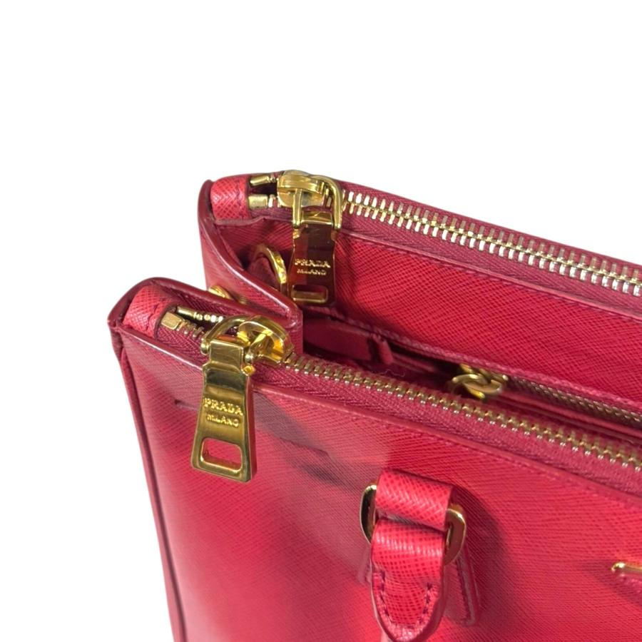 プラダ ガレリア サフィアーノ ショルダーバッグ レザー BN1801 レッド レディース PRADA  中古 PRADA（プラダ） ガレリア サフィアーノ ショルダーバッグ レザー