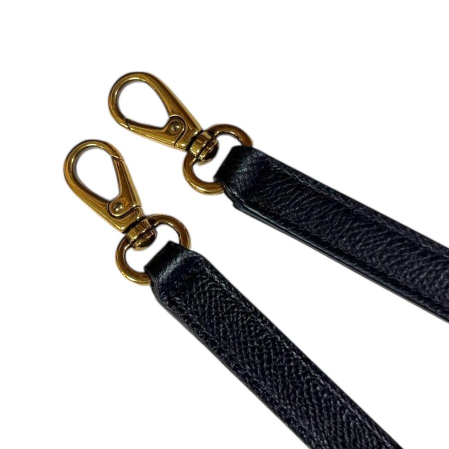 サルヴァトーレフェラガモ スタジオボックスバッグXS ショルダーバッグ