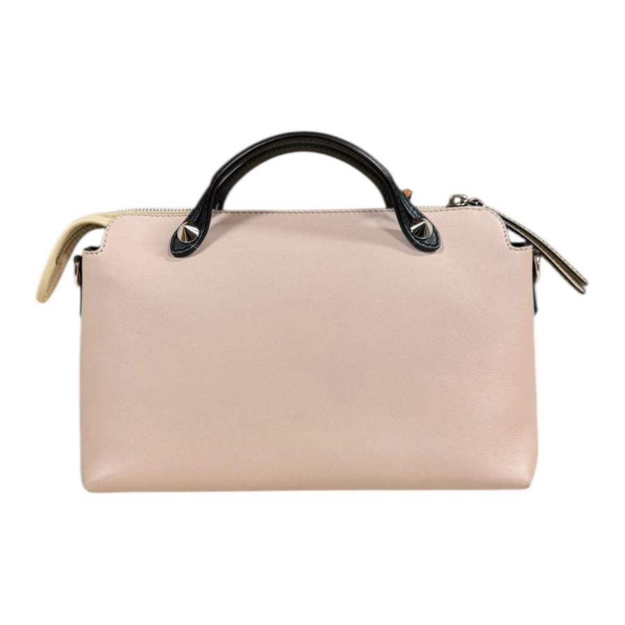 FENDI（フェンディ） バイ ザ ウェイ ミディアム ショルダーバッグ