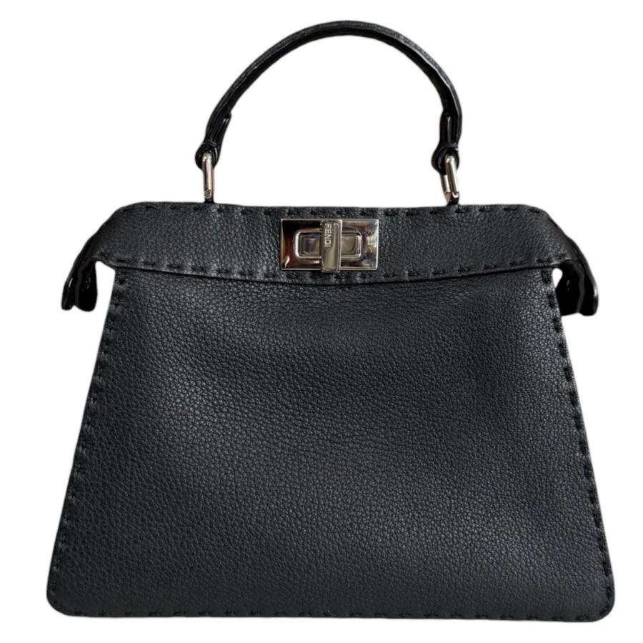 FENDI（フェンディ） ピーカブー ISeeU スモール セレリア ショルダー