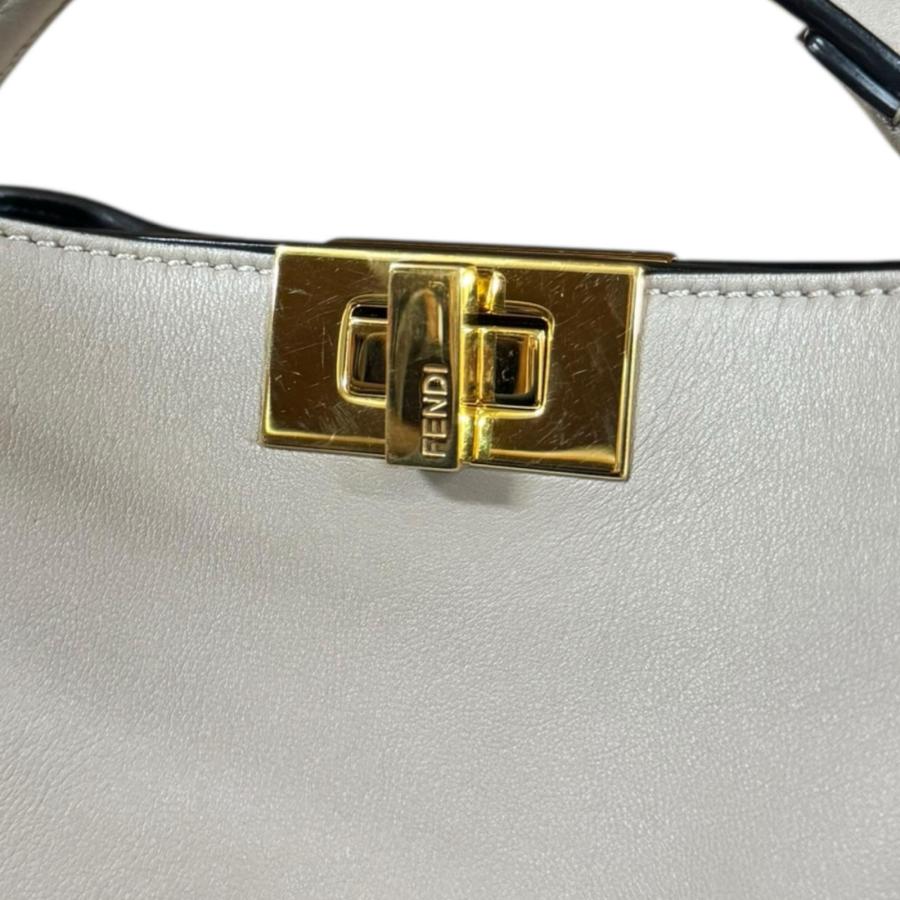 FENDI（フェンディ） ピーカブー ピーカブー アイコニック エッセン