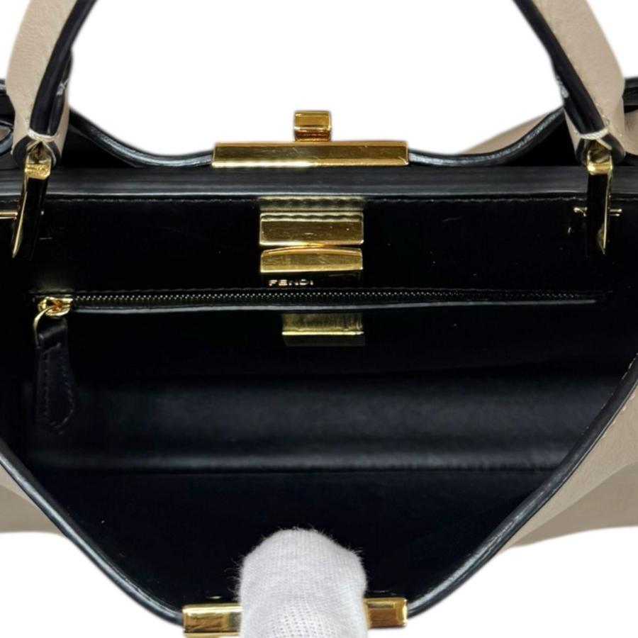 FENDI（フェンディ） ピーカブー ピーカブー アイコニック エッセン