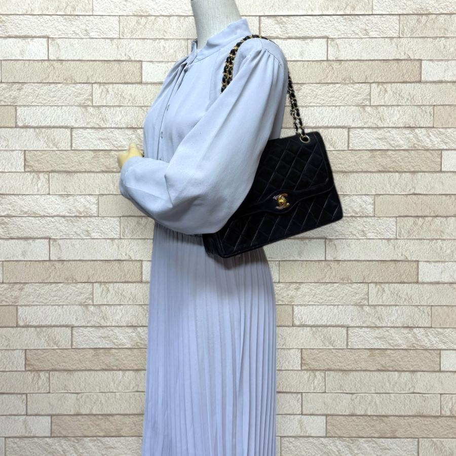 シャネル パリ限定 マトラッセ　 ショルダーバッグ ラムスキン ブラック レディース CHANEL  中古 CHANEL（シャネル） パリ限定 マトラッセ ショルダーバッグ ラムスキン