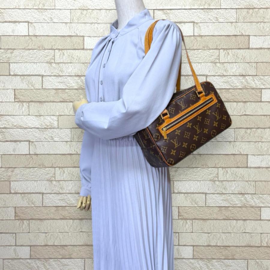 LOUIS VUITTON（ルイ・ヴィトン） シテMM モノグラム ショルダーバッグ 