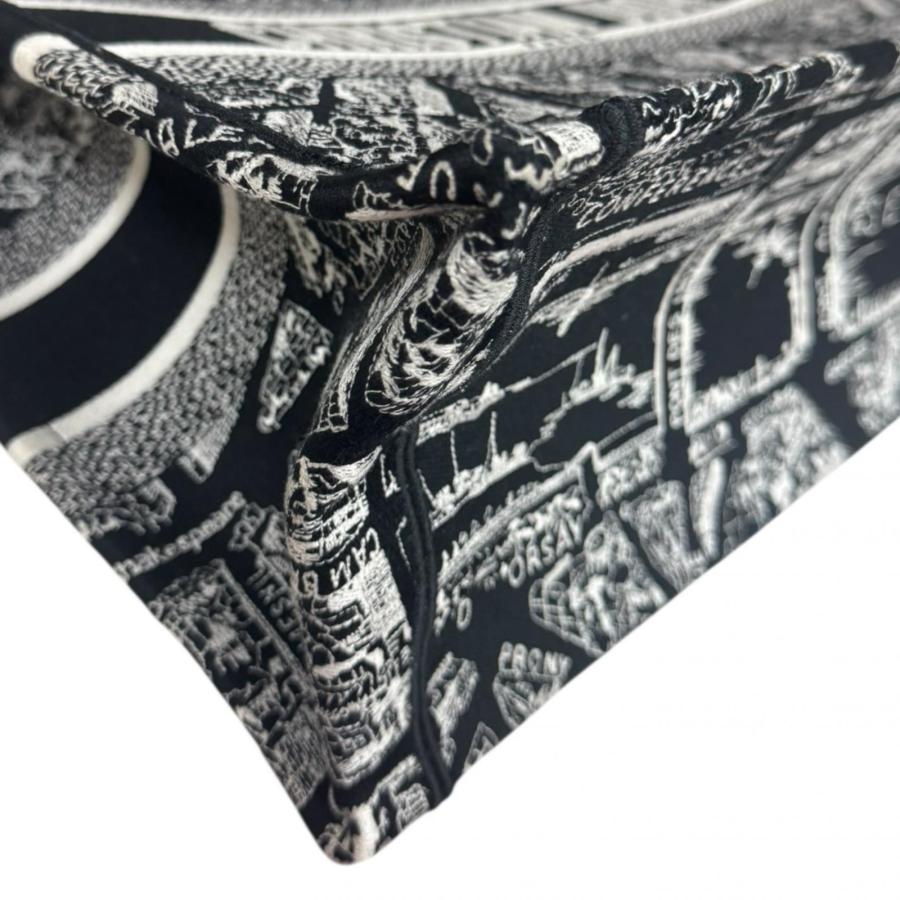 【未使用/鑑定書付】DIOR ブックトート Plan de Paris パリ地図 ディオール アルプス」新作“パリの地図”を描いたパファージャケット