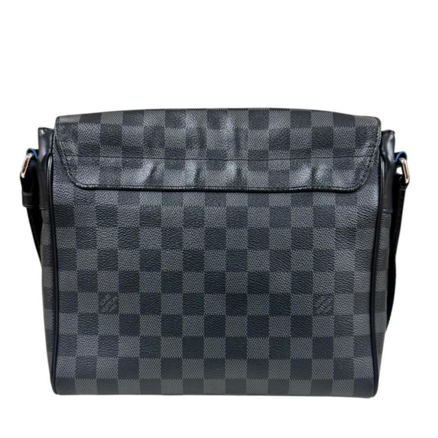 LOUIS VUITTON（ルイ・ヴィトン） ディストリクト PM NM ショルダー