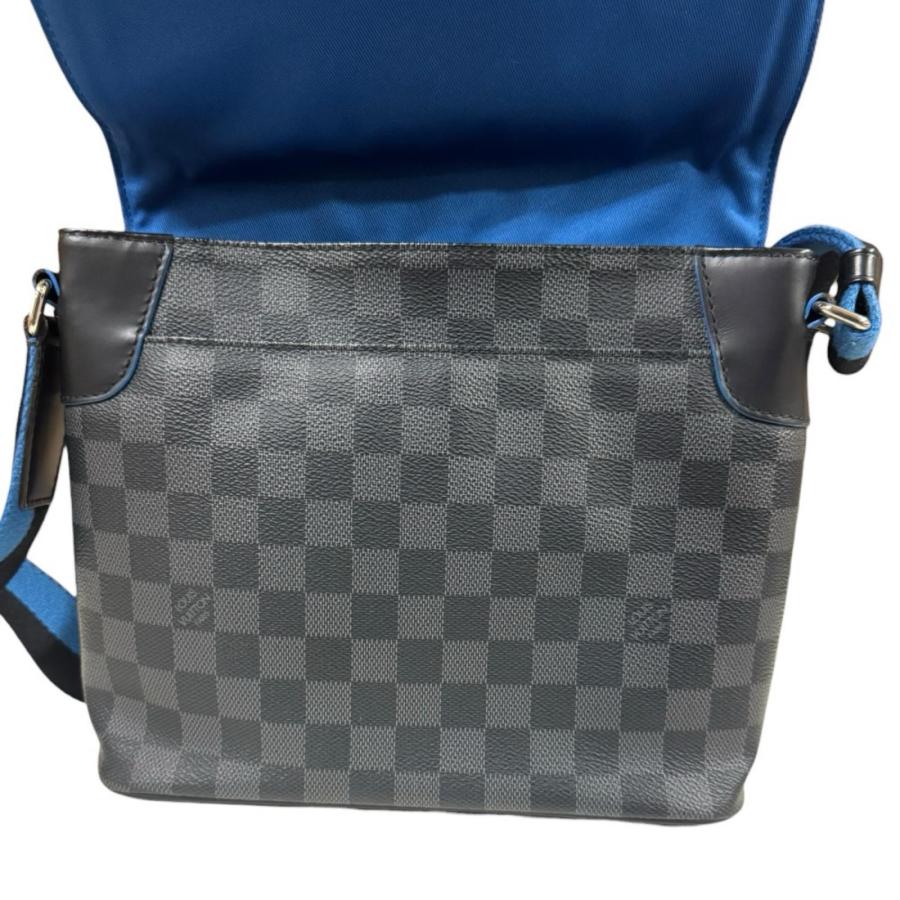 LOUIS VUITTON（ルイ・ヴィトン） ディストリクト PM NM ショルダー
