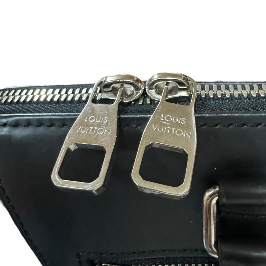 LOUIS VUITTON（ルイ・ヴィトン） ポルトドキュマンジュール