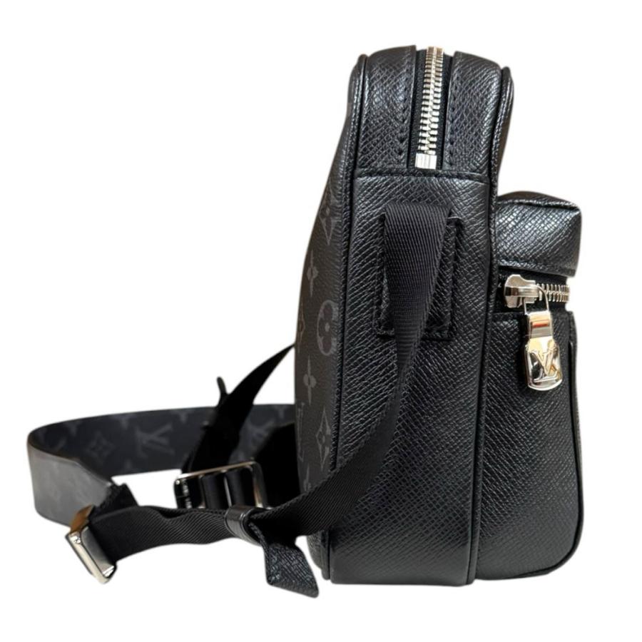 LOUIS VUITTON（ルイ・ヴィトン） アウトドアメッセンジャーPM