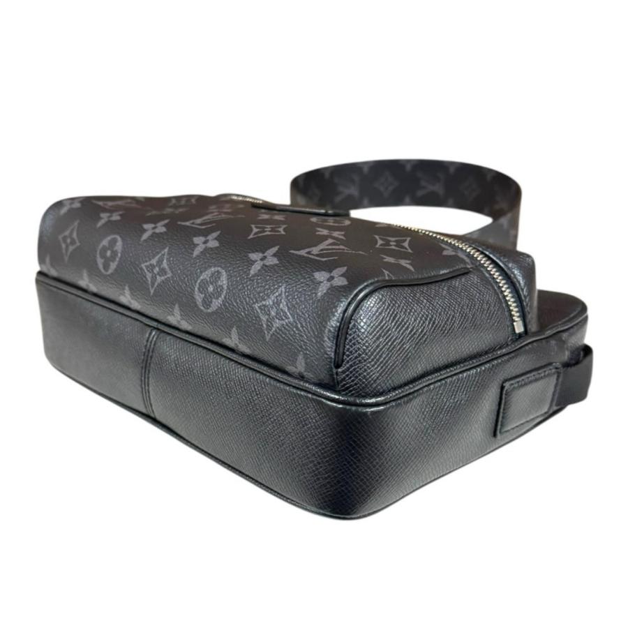 LOUIS VUITTON（ルイ・ヴィトン） アウトドアメッセンジャーPM