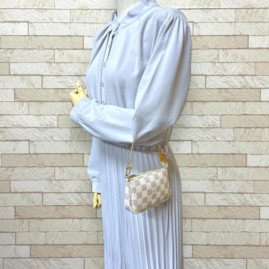LOUIS VUITTON（ルイ・ヴィトン） ミニポシェットアクセソワール