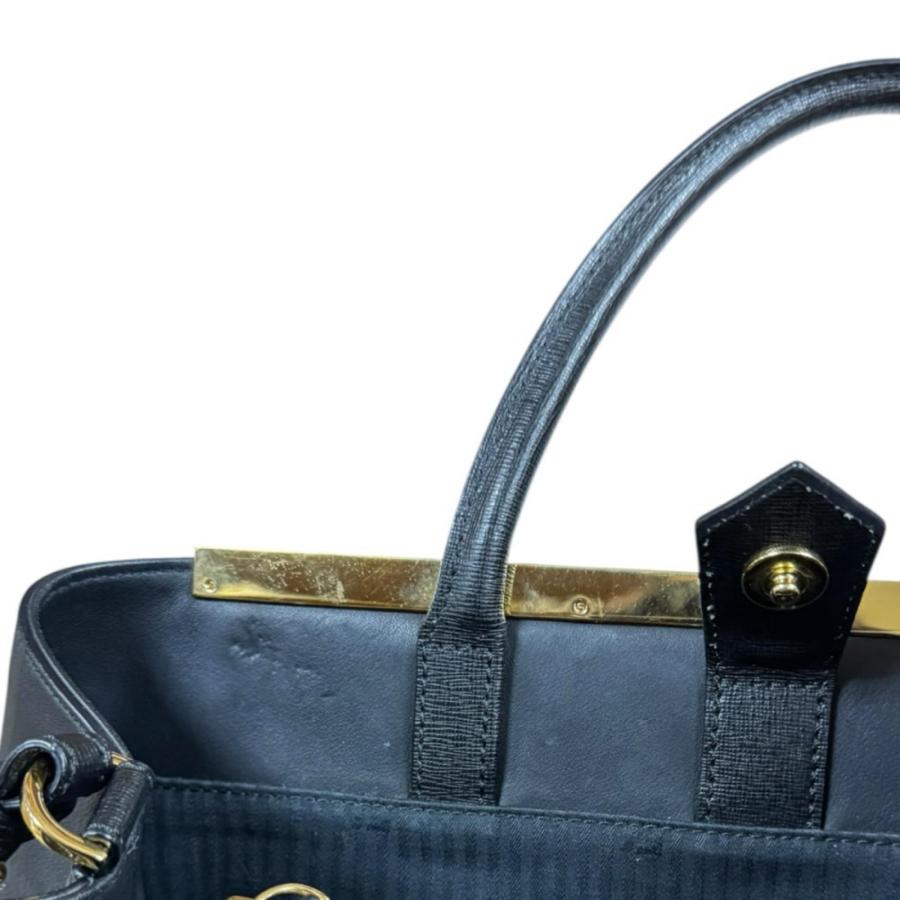 FENDI（フェンディ） トゥージュール ショルダーバッグ レザー 8BH250