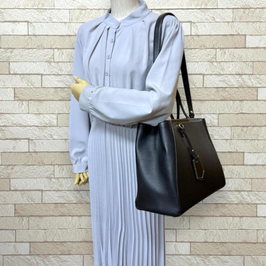 FENDI（フェンディ） トゥージュール ショルダーバッグ レザー 8BH250 