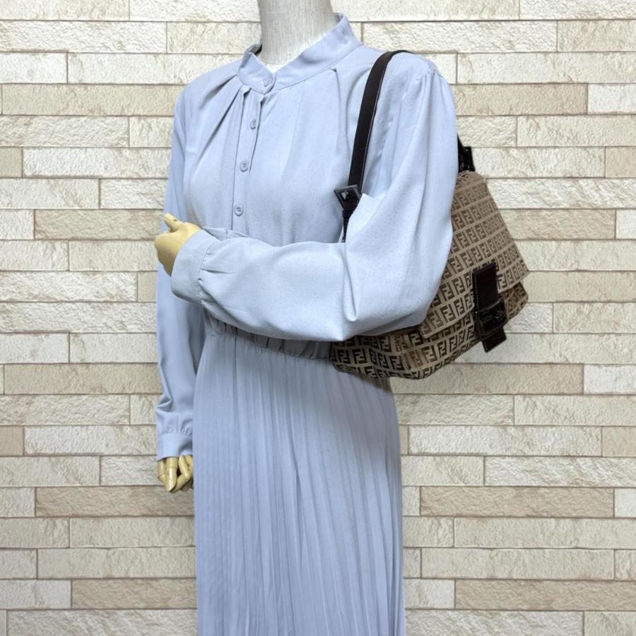 FENDI（フェンディ） マンマバゲット ズッキーノ ショルダーバッグ