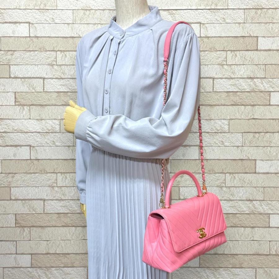 CHANEL シャネル ココハンドル29 Vステッチ ショルダーバッグ