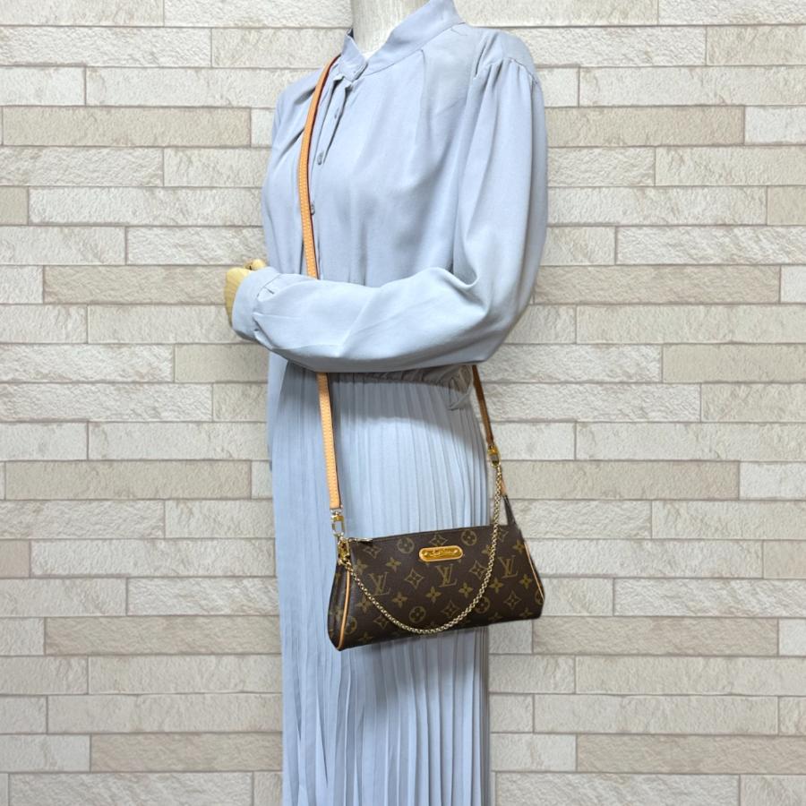 LOUIS VUITTON（ルイ・ヴィトン） エヴァ モノグラム ショルダーバッグ