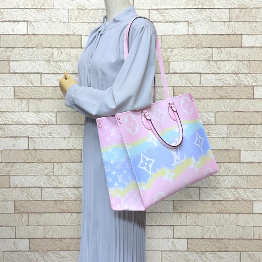 LOUIS VUITTON（ルイ・ヴィトン） オンザゴーGM LVエスカル ショルダー