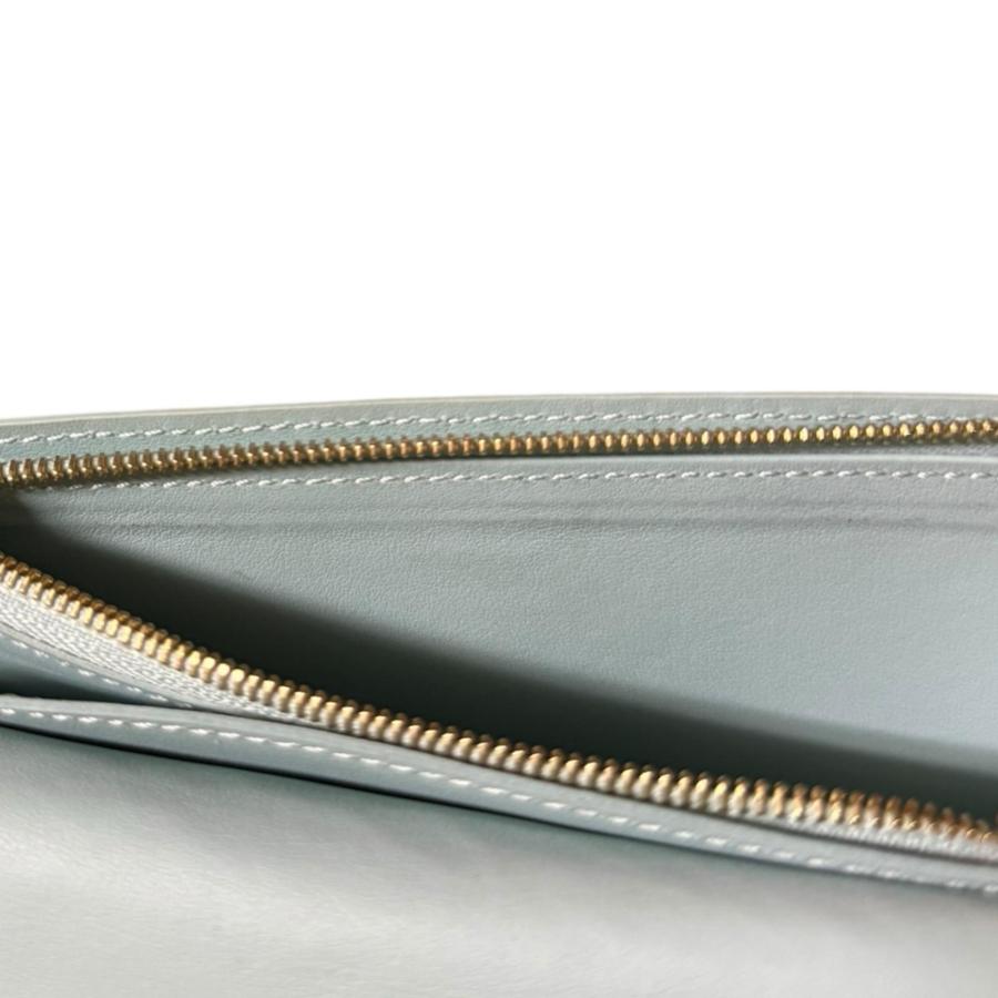 LOUIS VUITTON（ルイ・ヴィトン） ヴェルティカルウォレット トリヨン