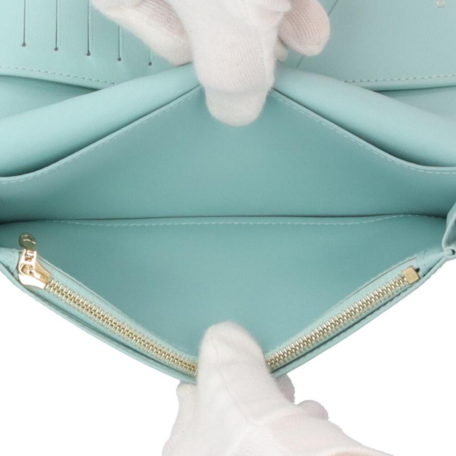 LOUIS VUITTON（ルイ・ヴィトン） ヴェルティカルウォレット トリヨン