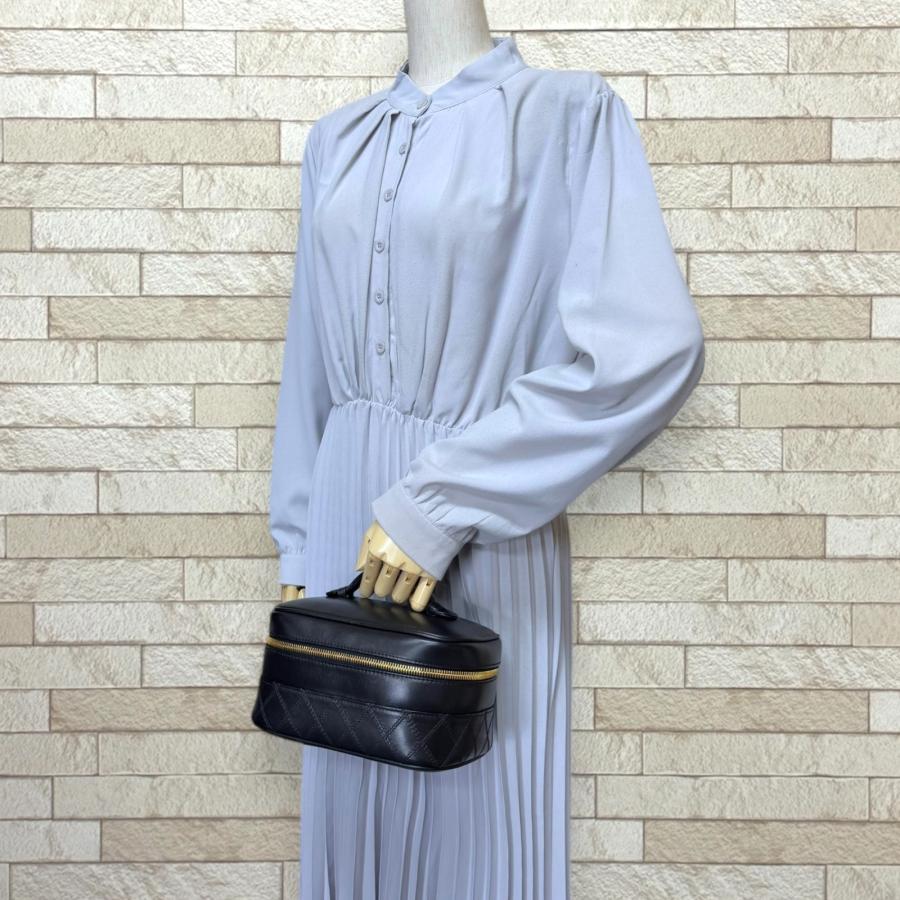 CHANEL（シャネル） ピコローレ バニティバッグ ハンドバッグ レザー