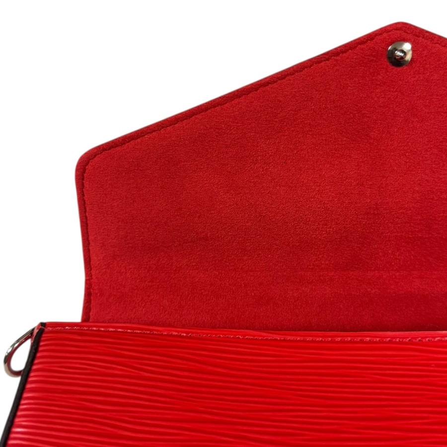 LOUIS VUITTON（ルイ・ヴィトン） ポシェットフェリシー エピ
