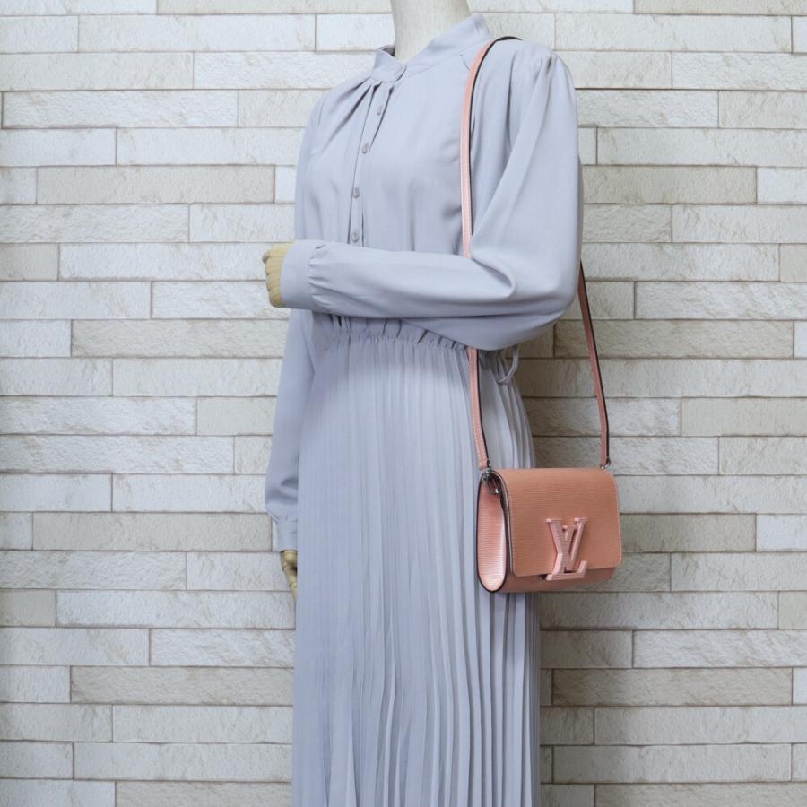 LOUIS VUITTON（ルイ・ヴィトン） ポシェット・ルイーズPM エピ 
