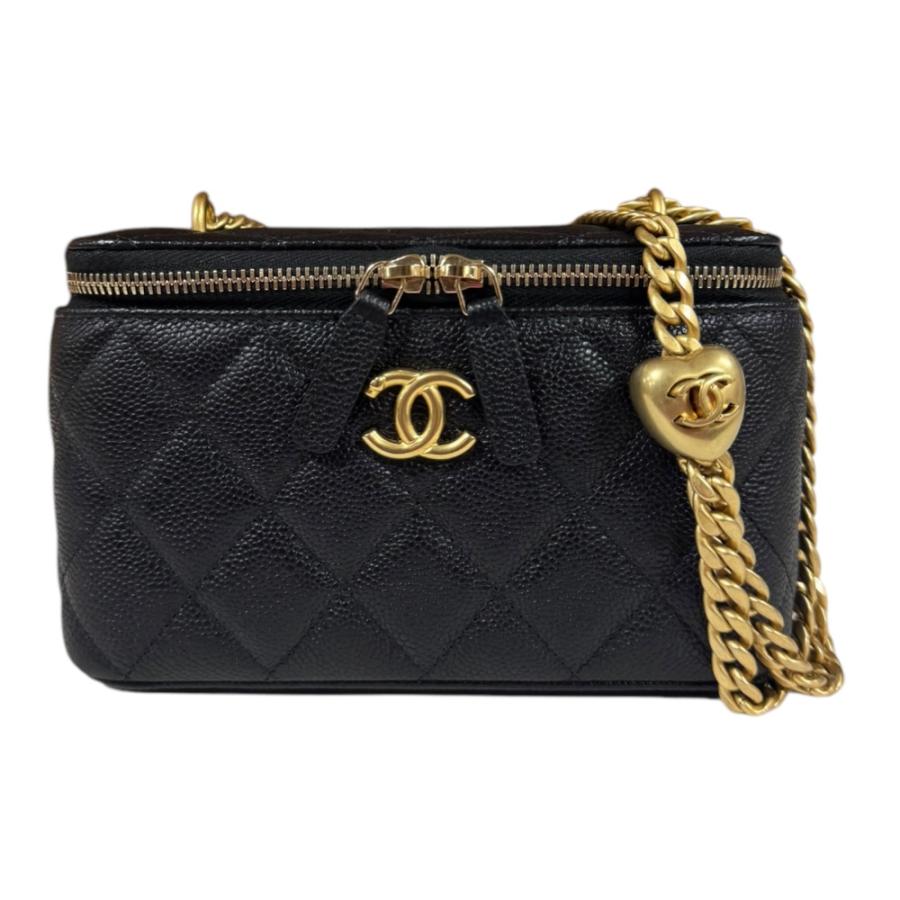 CHANEL（シャネル） バニティケース マトラッセ ショルダーバッグ