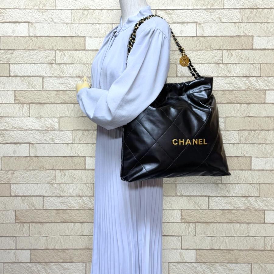 CHANEL（シャネル） CHANEL 22 ミディアム ショルダーバッグ AS3261