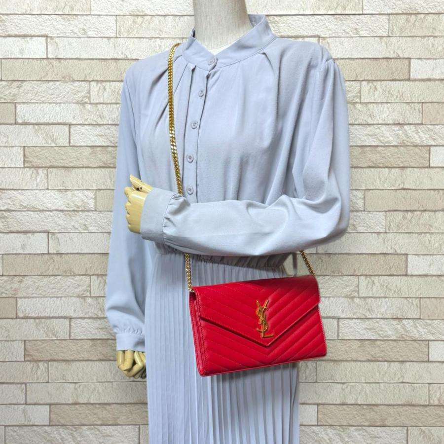 サンローラン カサンドラ クラシック ショルダーバッグ レザー 377828