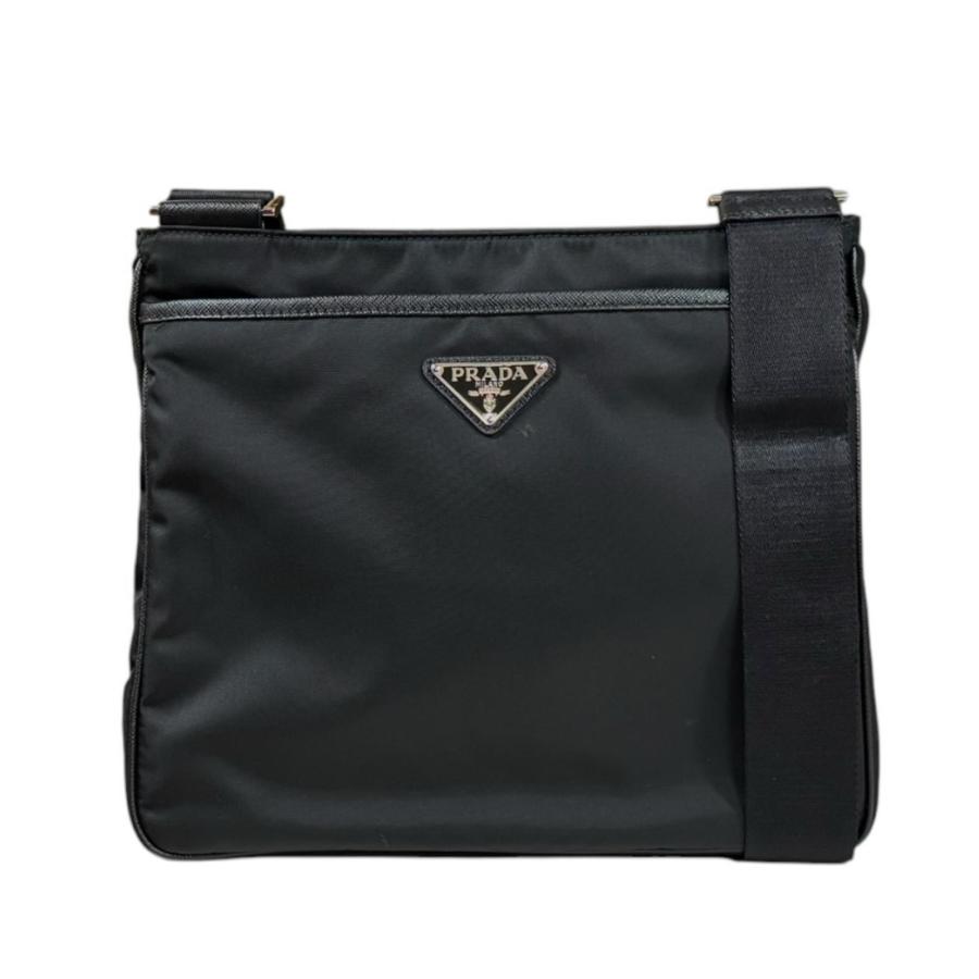 プラダ ショルダーバッグ リナイロン 2VH118 ブラック メンズ PRADA  中古 PRADA（プラダ） ショルダーバッグ リナイロン 2VH118 ブラック メンズ