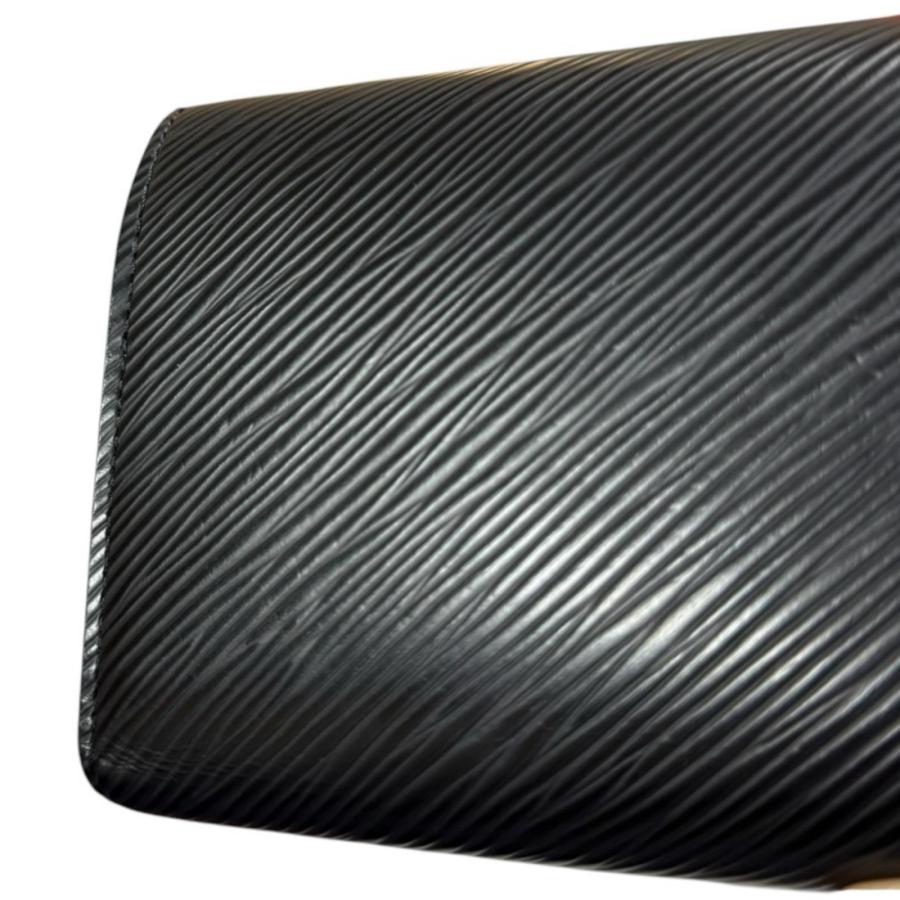 LOUIS VUITTON（ルイ・ヴィトン） ポルトフォイユ・ツイスト