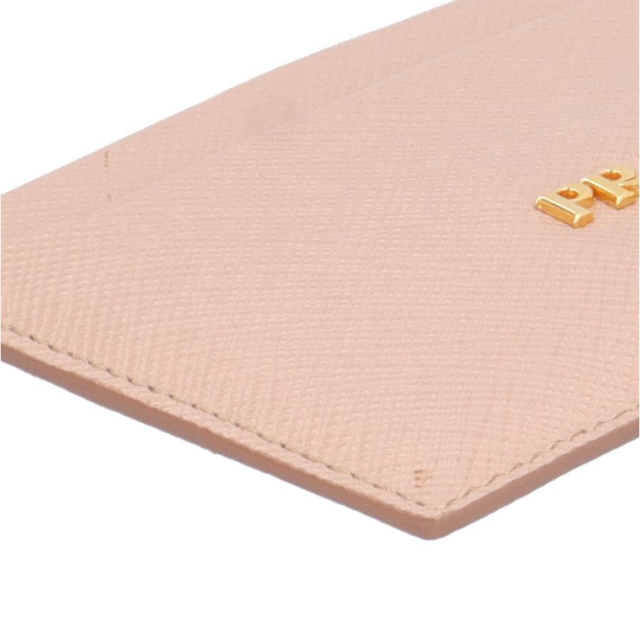 新品·未使用　正規品　プラダ　サフィアーノレザー　カードケースー　ピンク PRADA（プラダ） サフィアーノ カードケース レザー 1M0208 レディース