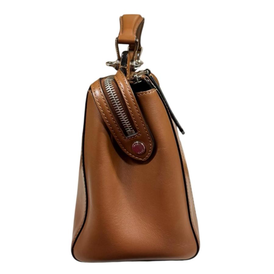 フェンディ ドットコム ショルダーバッグ レザー 8BN293 ブラウン レディース FENDI  中古 FENDI（フェンディ） ドットコム ショルダーバッグ レザー 8BN293