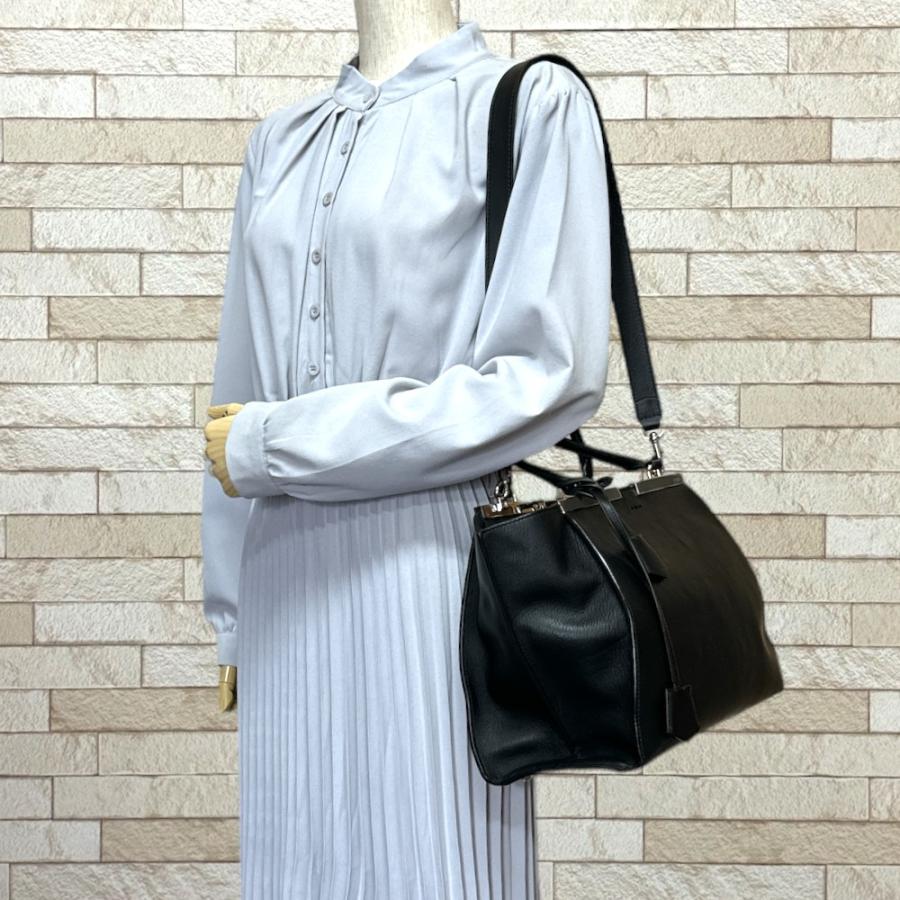 FENDI フェンディ トロワジュール ショルダーバッグ レザー 8BH279  