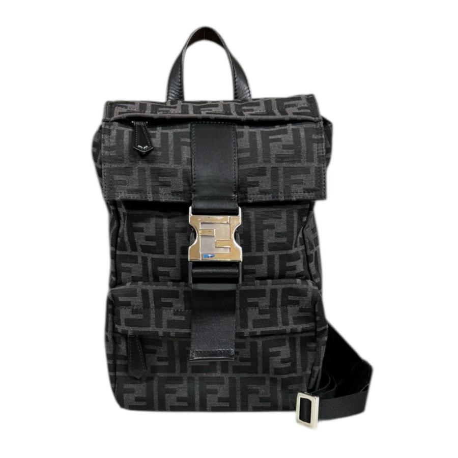 フェンディ FENDINESS スモール バックパック ズッカ ボディバッグ ファブリック 7VZ067 ブラック メンズ FENDI  中古 R&Kリサイクルキング FENDI（フェンディ） FENDINESS スモール バックパック ズッカ ボディ