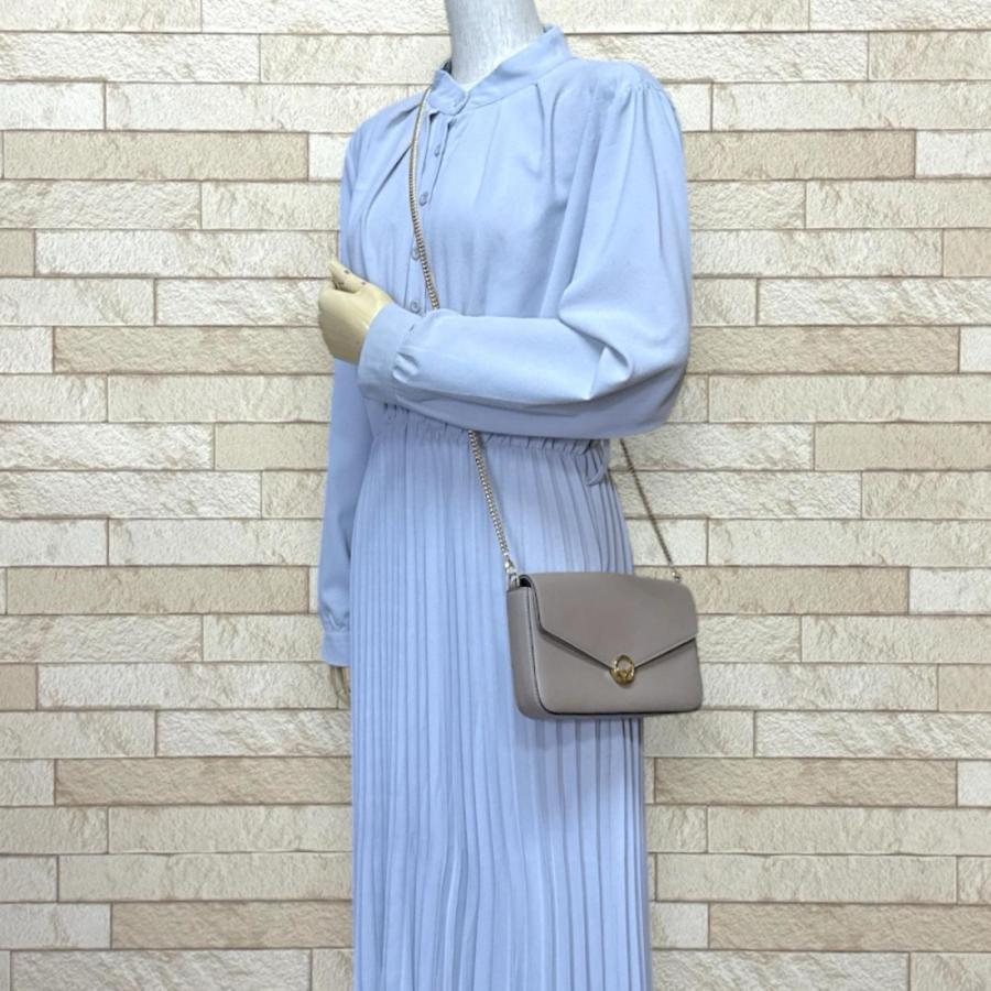 FENDI（フェンディ） エフイズ ショルダーバッグ カーフ 8BS032