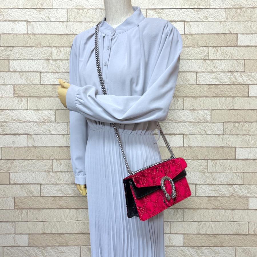 GUCCI グッチショルダーバッグベルベット
