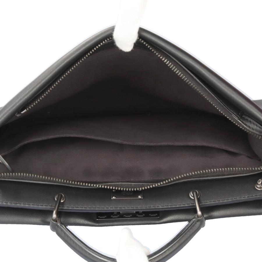 FENDI（フェンディ） ピーカブー フィット セレリア ショルダーバッグ