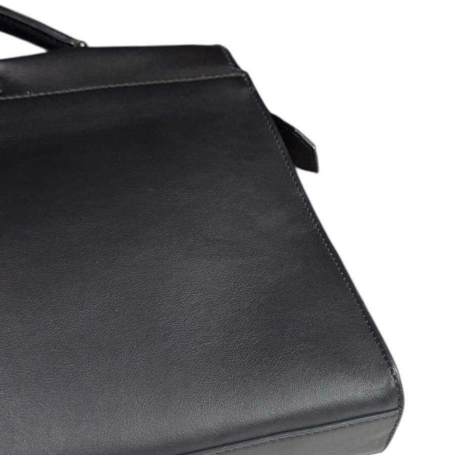 FENDI（フェンディ） ピーカブー フィット ショルダーバッグ レザー 