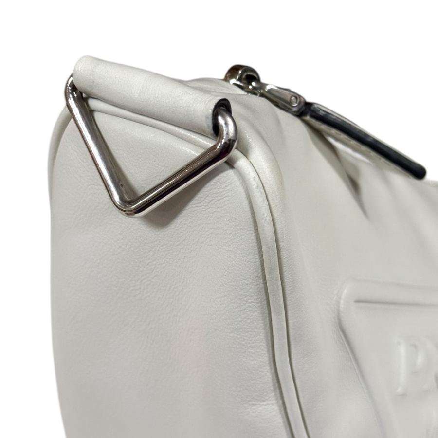 PRADA プラダ トライアングル ショルダーバッグ レザー 1BH190  