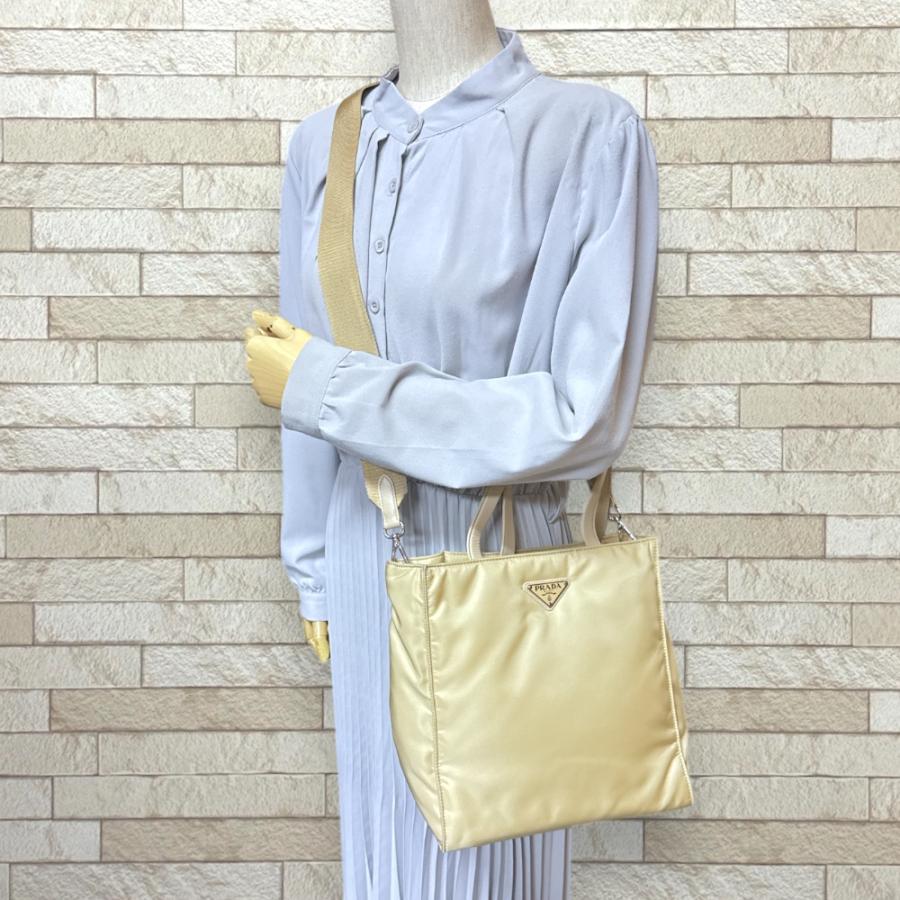 プラダ ショルダーバッグ 1BG426 ベージュ レディース PRADA  中古 PRADA（プラダ） ショルダーバッグ 1BG426 ベージュ レディース 中古