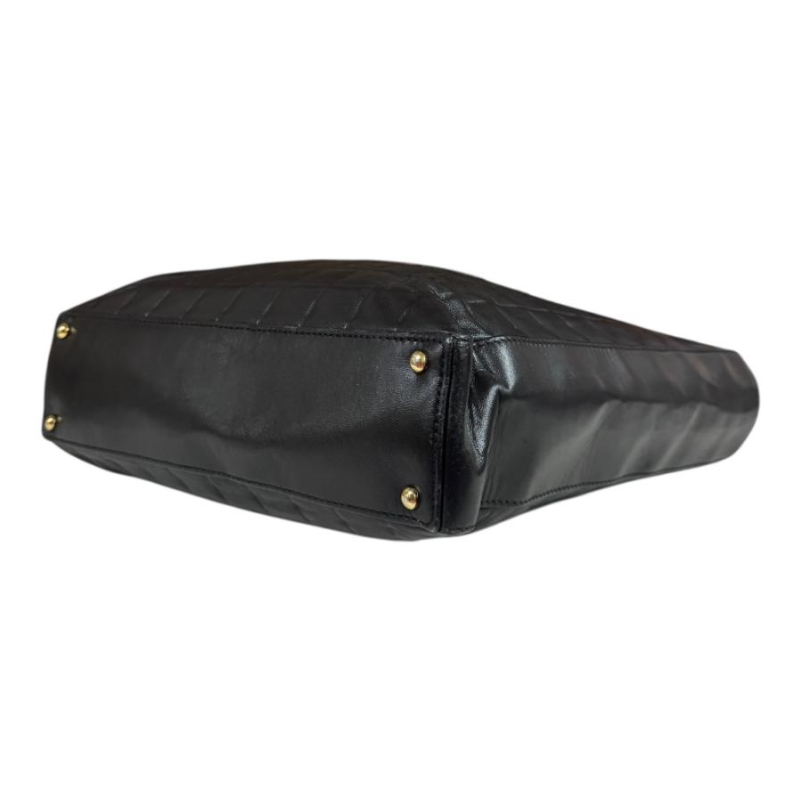 CHANEL（シャネル） チョコバー トートバッグ ラムスキン ブラック